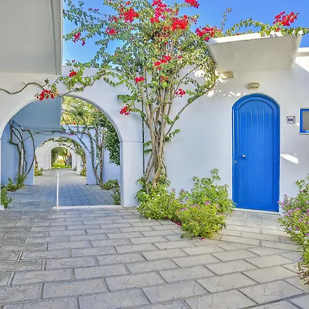 Alex Hotel 4*