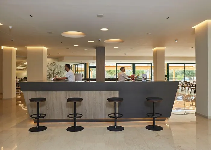 Alex Hotel Theológos