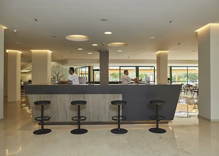 Otel Alex